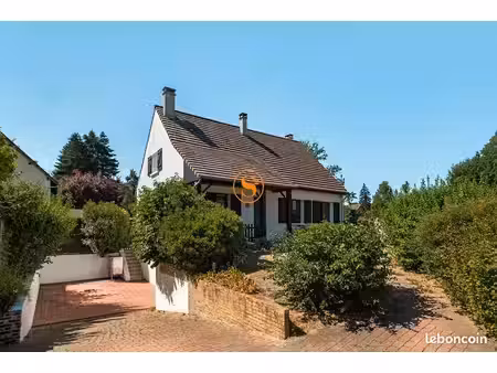 maison 6 pièces 144 m²
