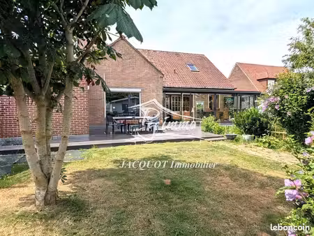 maison 5 pièces 180 m²