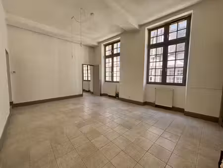 à louer t4 vide au coeur de bayonne  à proximité de la cath