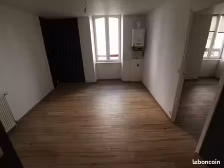 t2 30m²