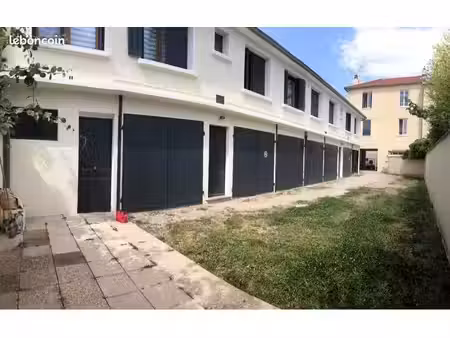 garage de plain pied secteur montchat lyon 3