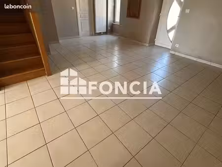 maison 3 pièces 103 m²