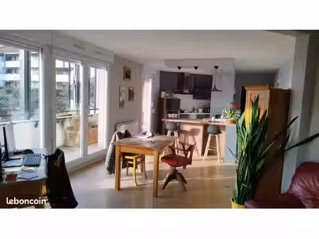 appartement 60m2  très bon état  hauts de chamalières