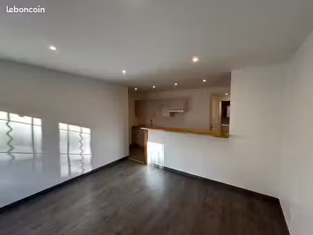 champigny village - t2 45m² refait à neuf - calme - dpe c