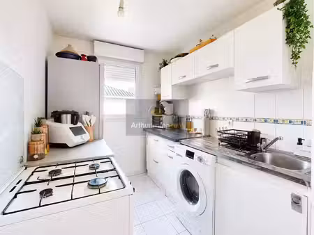 a vendre appartement 2 pièces 48m² 1 chambre vendu loué