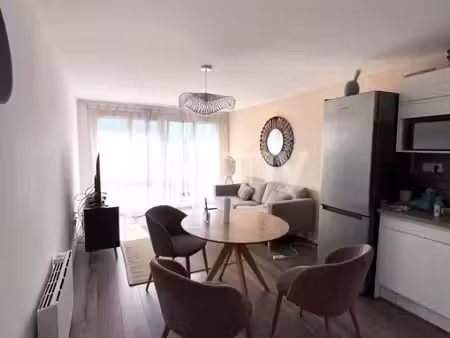 appartement 1 pièce 13 m²