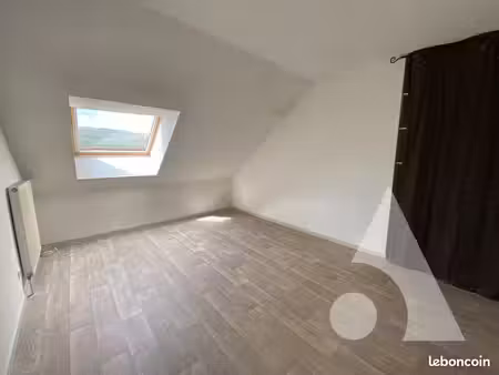 appartement 3 pièces 65 m²