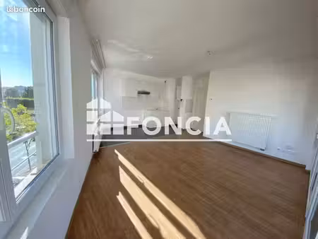 appartement 3 pièces 63 m²
