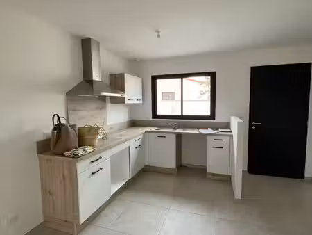 villa t4 neuve - a louer - thuir