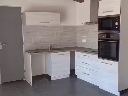 appartement t2 40 m2 + balcon+terrasse 45 m2
