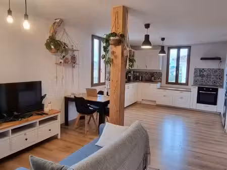t2 meublé 70 m² – centre léon – bail mobilité – 900 cc