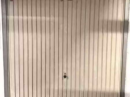 loue parking - 12m² - paris 18ème la fourche