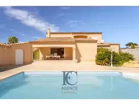 maison de luxe à vendre dans le quartier village-cagueloup-gueissard