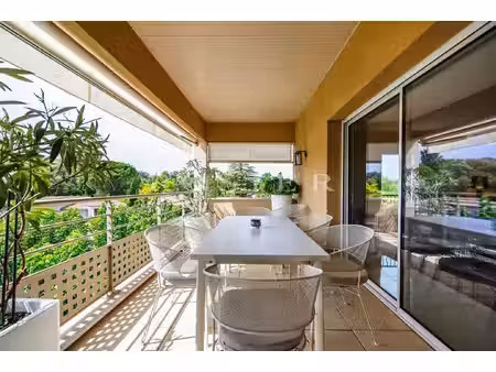 maison de luxe à vendre à l'isle-sur-la-sorgue