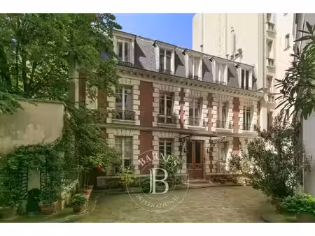 maison de luxe à vendre dans le quartier nation-alexandre dumas
