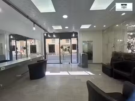 location locaux professionnels 0 pièces 36.04 m² à marseille 5ème (13005)  981 €