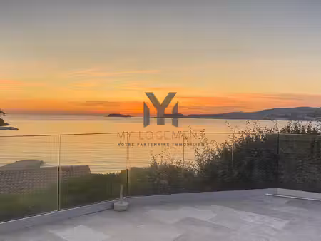 villa pleine vue mer et acces privé à la plage - sanary