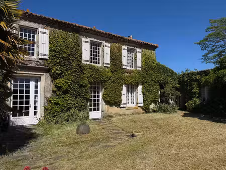 maison de caractère à rénover - cezais - 85410