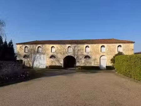 vente maison 6 pièces 187 m² saint-jean-d’hermine (85210)