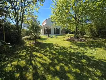 vente maison à aigrefeuille-sur-maine (44140) : à vendre / 182m² aigrefeuille-sur-maine