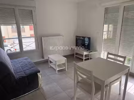appartement t2 meublé neuf - place de parking - 2 pièces - amfréville-la-mi-voie - 41 82 m