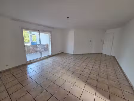a louer appartement f3 – bourg les valence