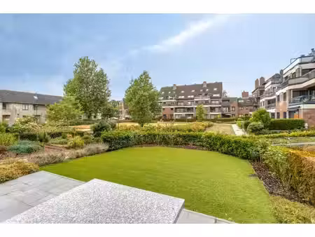 ruim appartement (103m2) met 2 slaapkamers  terrassen te sint-kruis