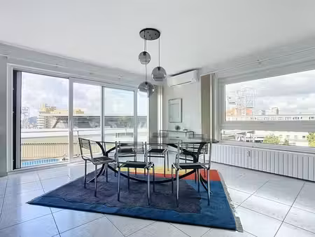 spacieux appartement 3 chambres au 6e étage avec garage