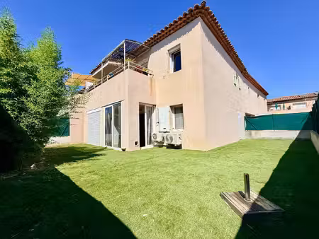 superbe t3 en rez de jardin a toute proximite de la plage