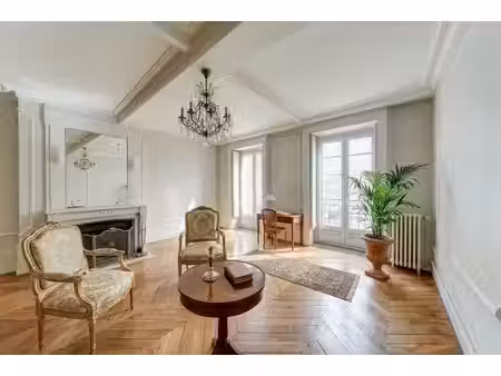 lyon 2 rare t4 type haussmannien de 85 m² balcon avec vue exceptionnelle sur le rhône