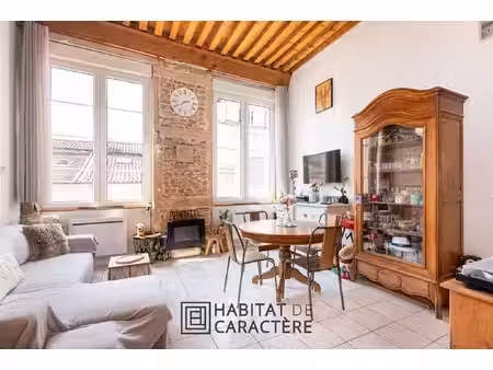 t3bis - croix-rousse - 66m²