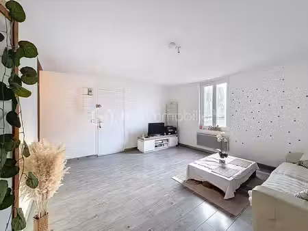 appartement de 52 82 m² à mery-sur-oise