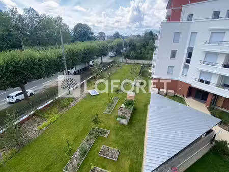a louer f3 récent montfermeil