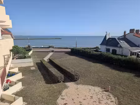 appartement t2 de 47 m2 face mer à saint gilles croix de vie(quartier boisvinet)