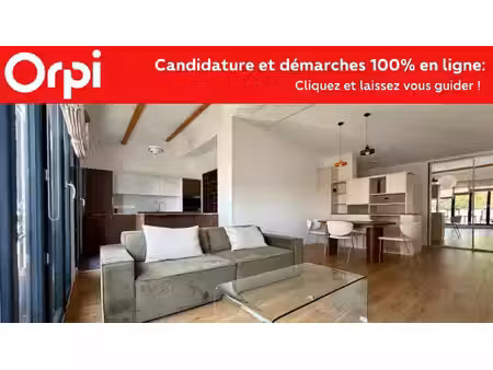 centre ville  très bel appartement meublé avec terrasse et double box !