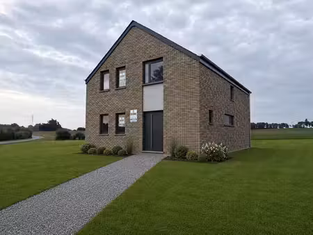 a vendre - maison en cours de construction à libramont