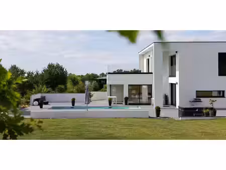 maison avec piscine et terrasse meucon (56)
