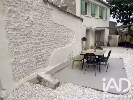 maison de village à saint-xandre (17138)