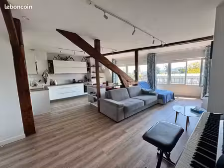 appartement 3 pièces 77 m²
