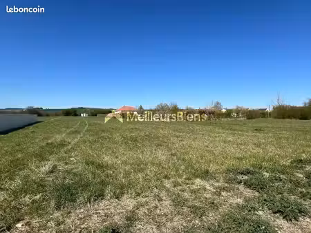 terrain 995 m² foissy sur vanne