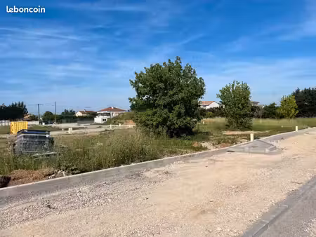 terrain 389 m² saint marcel les valence