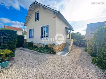 maison 7 pièces 131 m²