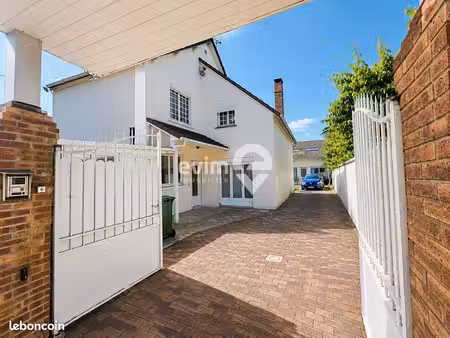 maison 6 pièces 127 m²