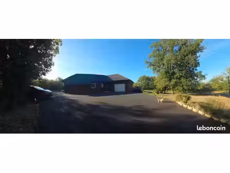 maison avec terrain et piscine