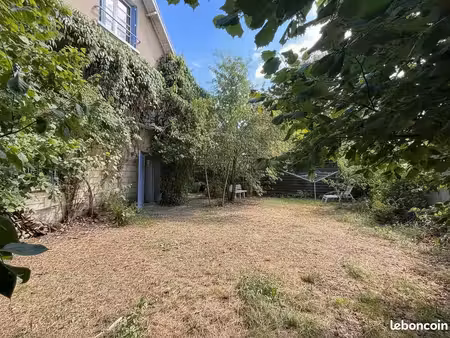 maison 6 pièces 110 m²