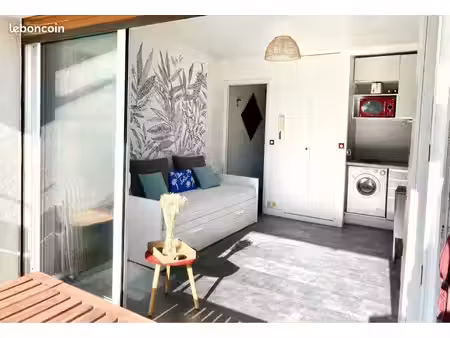studio meublé avec parking à carnon - 570 cc - disponible mi-septembre