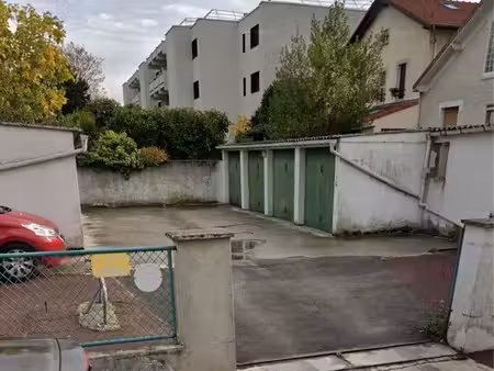 box à louer