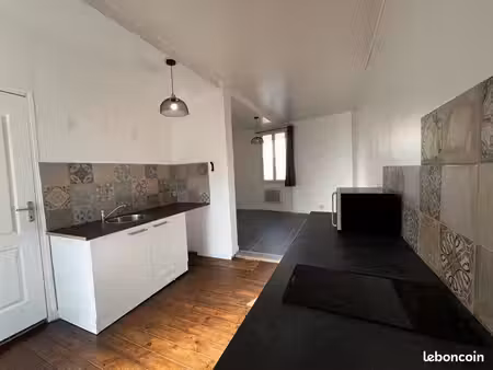 t1 bis rénové à louer