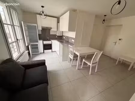 appartement f2 centre-ville rue calme