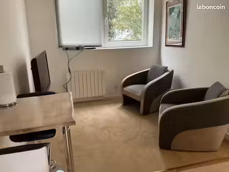 studio indépendant chez l'habitant